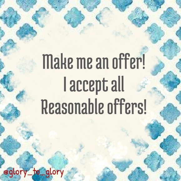 Banana Republic ~ blue patterned shorts - Picture 6 of 6